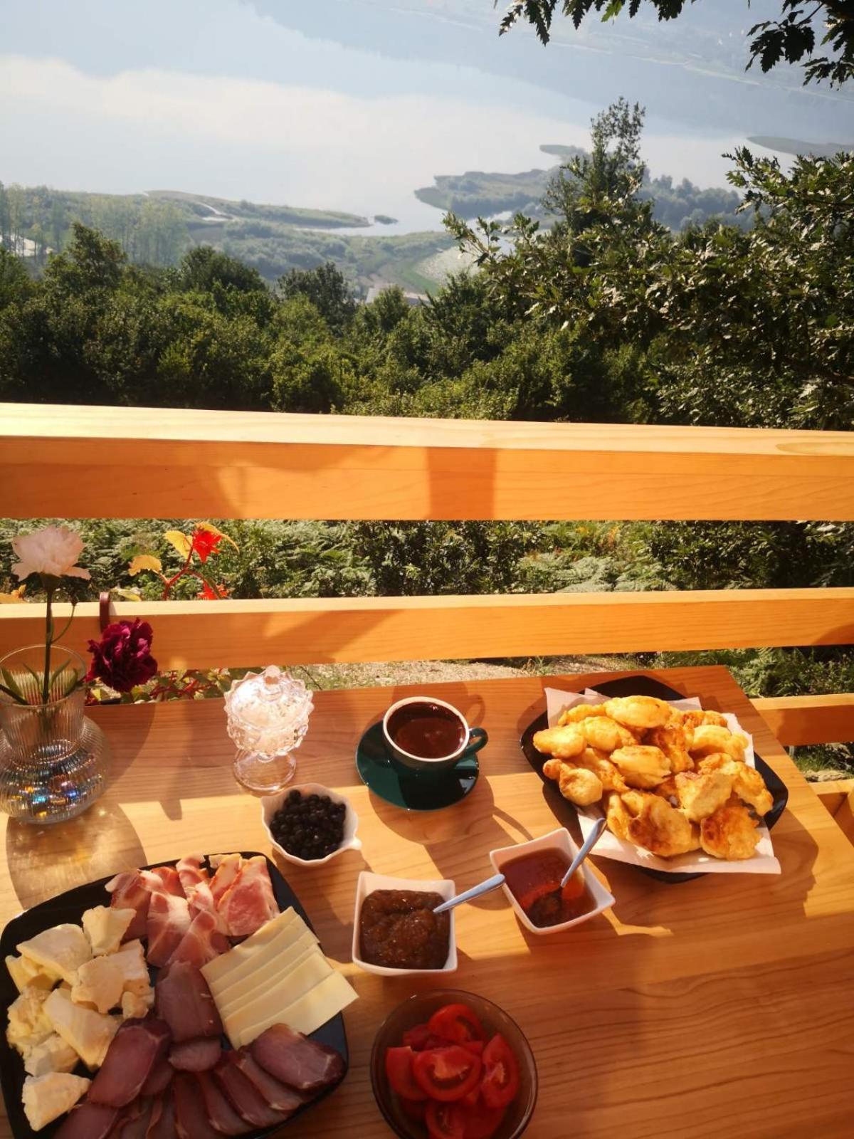 Suncani Brijeg Eco Village Plav Bagian luar foto